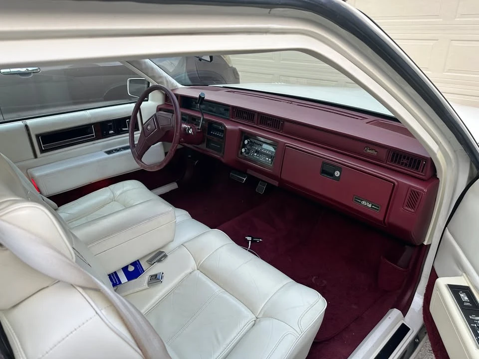 1989 Cadillac DeVille 6th Gen - Image 4 of 14