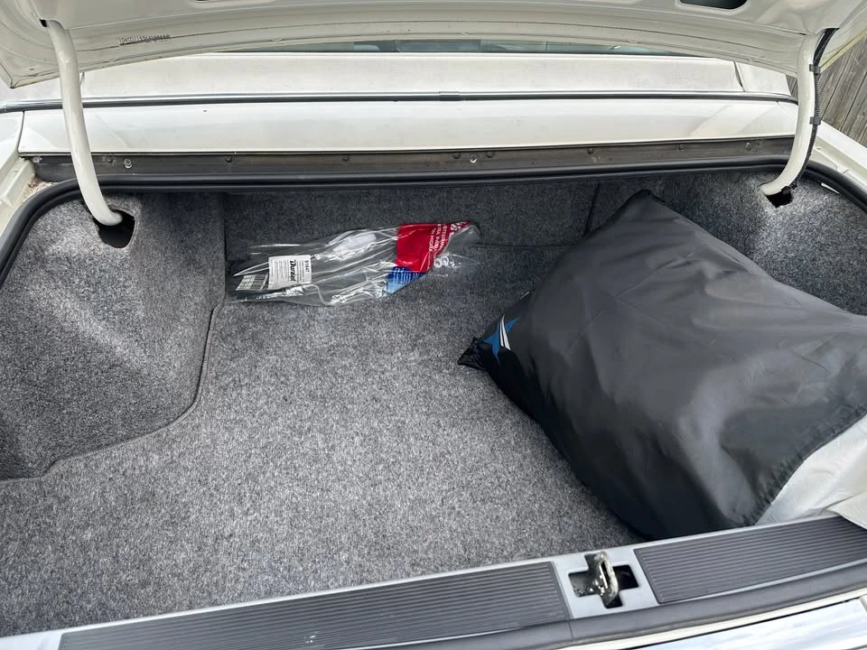 1989 Cadillac DeVille 6th Gen - Image 9 of 14