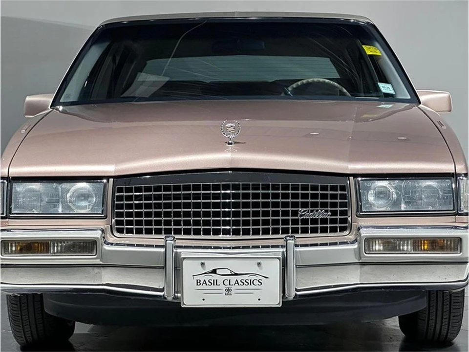 1989 Cadillac DeVille 6th Gen - Image 19 of 31