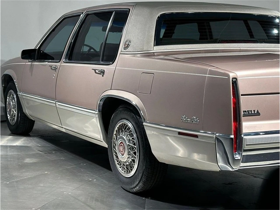 1989 Cadillac DeVille 6th Gen - Image 31 of 31
