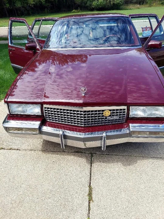1989 Cadillac DeVille 6th Gen - Image 12 of 13