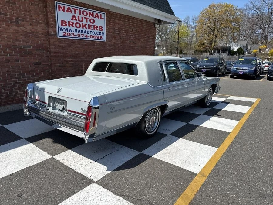 1989 Cadillac DeVille 6th Gen - Image 5 of 30