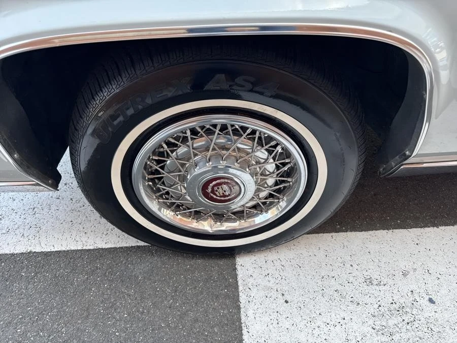 1989 Cadillac DeVille 6th Gen - Image 10 of 30