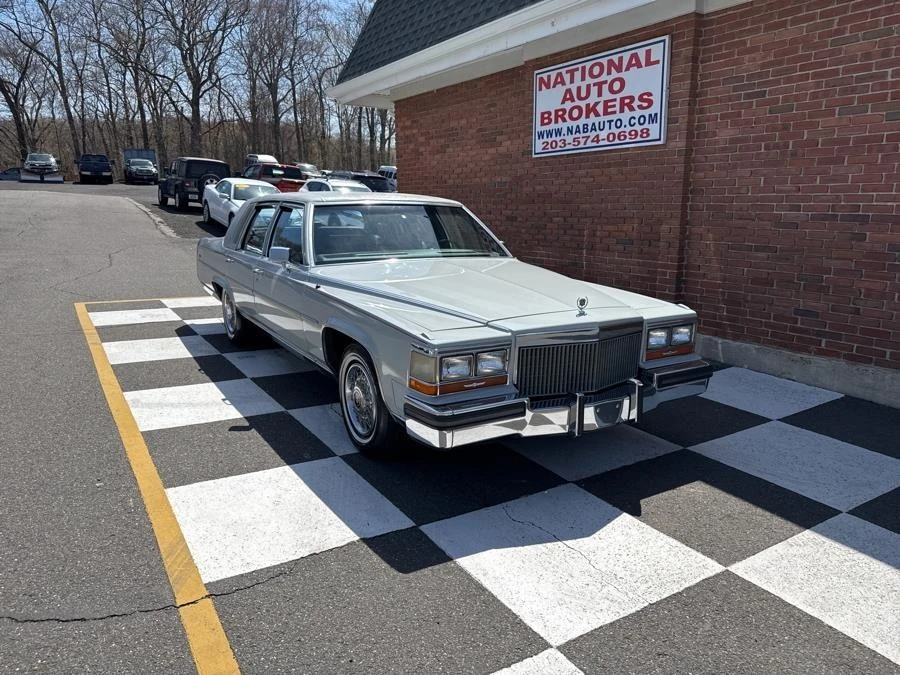1989 Cadillac DeVille 6th Gen - Image 3 of 30