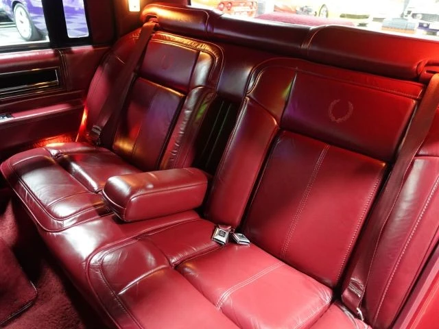 1989 Cadillac DeVille 6th Gen - Image 17 of 21