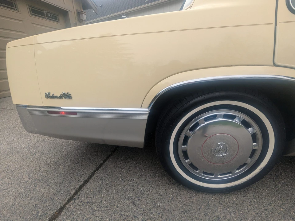 1989 Cadillac DeVille 6th Gen - Image 29 of 31