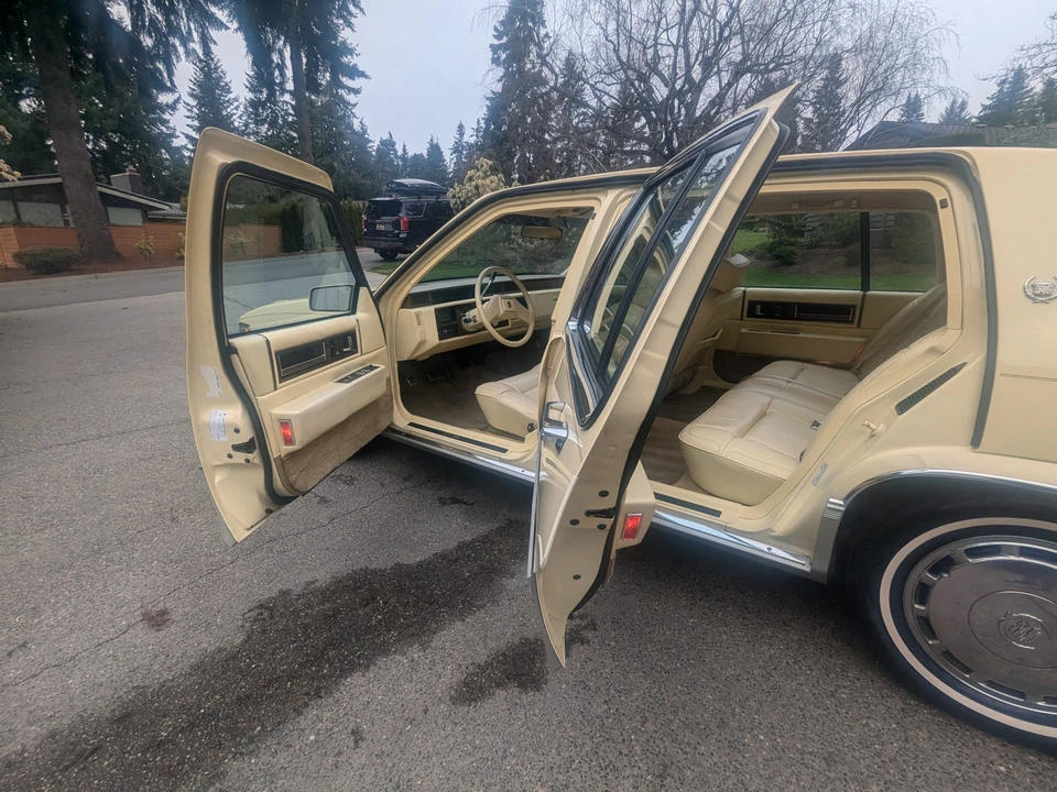 1989 Cadillac DeVille 6th Gen - Image 31 of 31