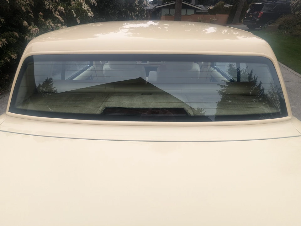 1989 Cadillac DeVille 6th Gen - Image 24 of 31