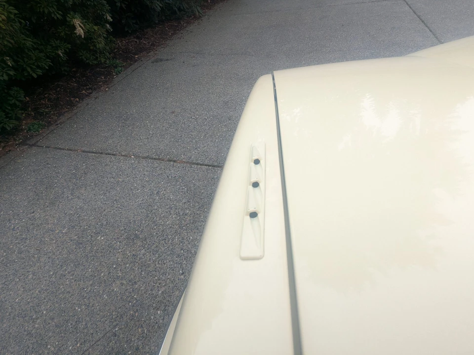 1989 Cadillac DeVille 6th Gen - Image 18 of 31