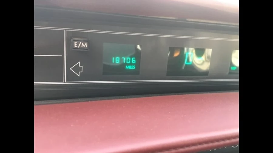1989 Cadillac DeVille 6th Gen - Image 6 of 11