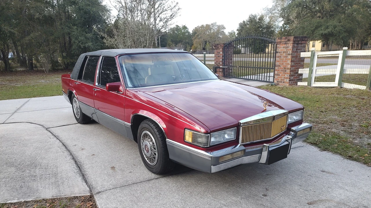 1989 Cadillac DeVille 6th Gen - Image 18 of 18