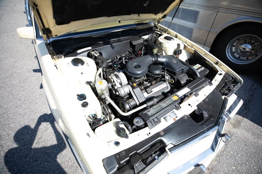 1989 Cadillac DeVille 6th Gen - Image 22 of 23