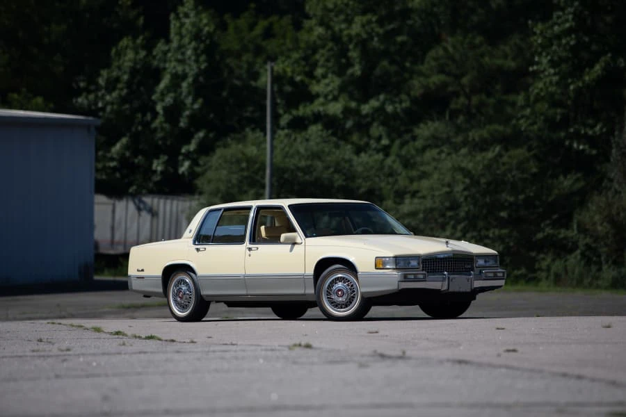1989 Cadillac DeVille 6th Gen - Image 9 of 23
