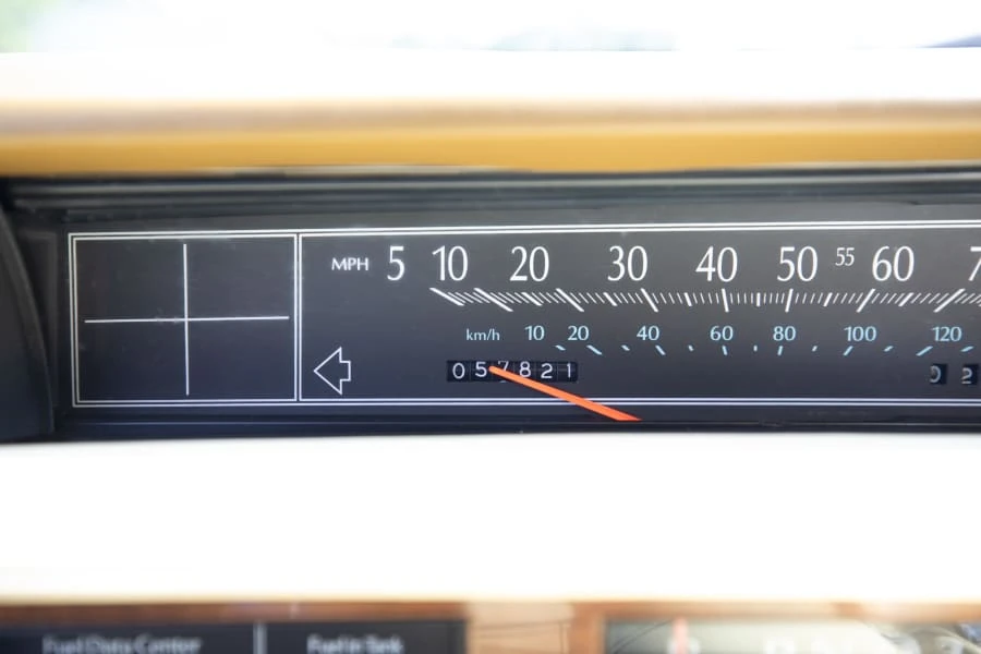 1989 Cadillac DeVille 6th Gen - Image 19 of 23