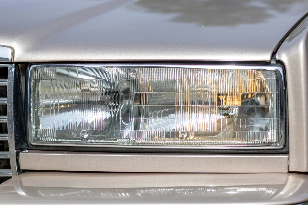 1989 Cadillac Eldorado 11th Gen - Image 17 of 31