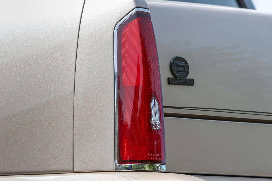 1989 Cadillac Eldorado 11th Gen - Image 23 of 31