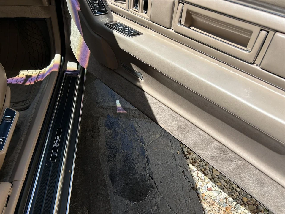 1989 Cadillac Eldorado 11th Gen - Image 18 of 30