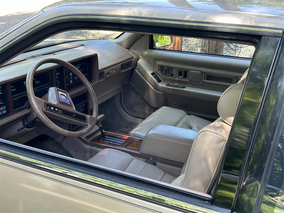 1989 Cadillac Eldorado 11th Gen - Image 24 of 30