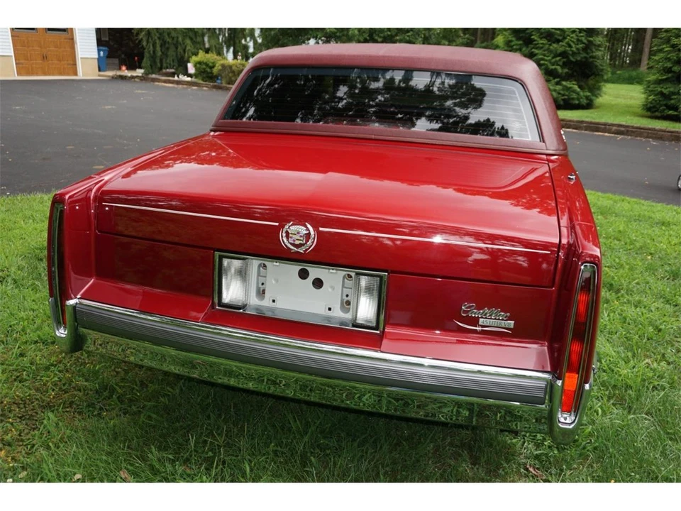 1989 Cadillac Fleetwood - Image 8 of 31