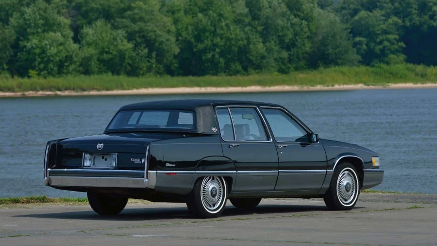 1989 Cadillac Fleetwood - Image 3 of 12