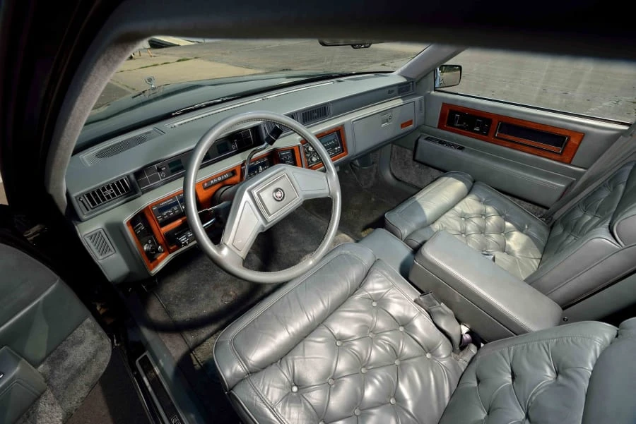 1989 Cadillac Fleetwood - Image 4 of 12