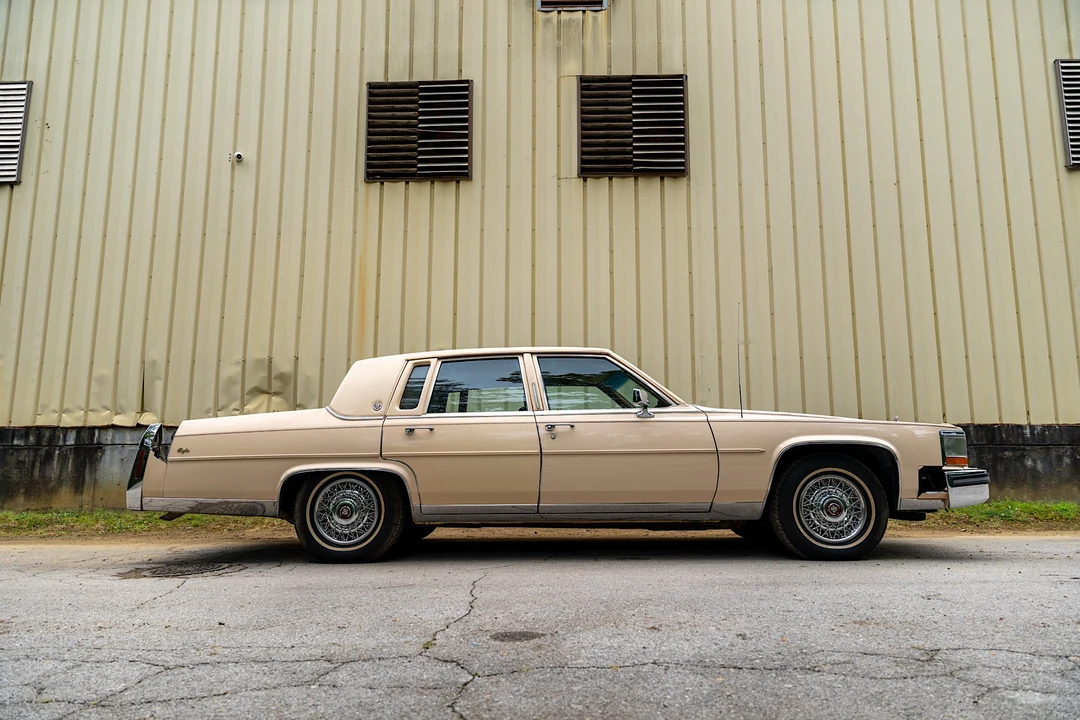 1989 Cadillac Fleetwood - Image 6 of 31