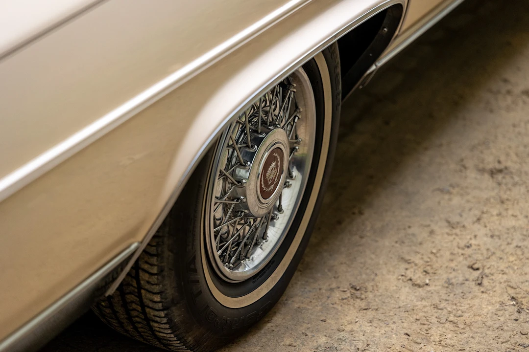 1989 Cadillac Fleetwood - Image 27 of 31