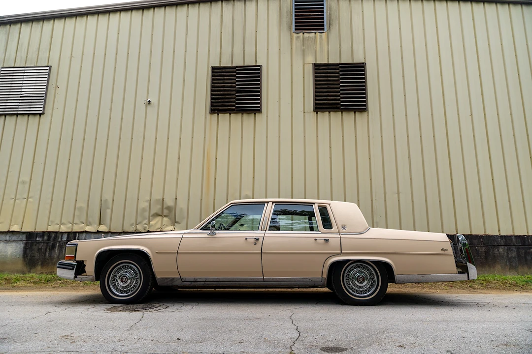 1989 Cadillac Fleetwood - Image 7 of 31