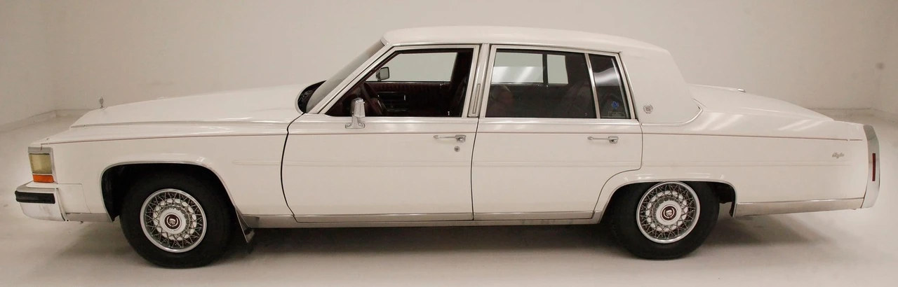 1989 Cadillac Brougham - Image 2 of 12