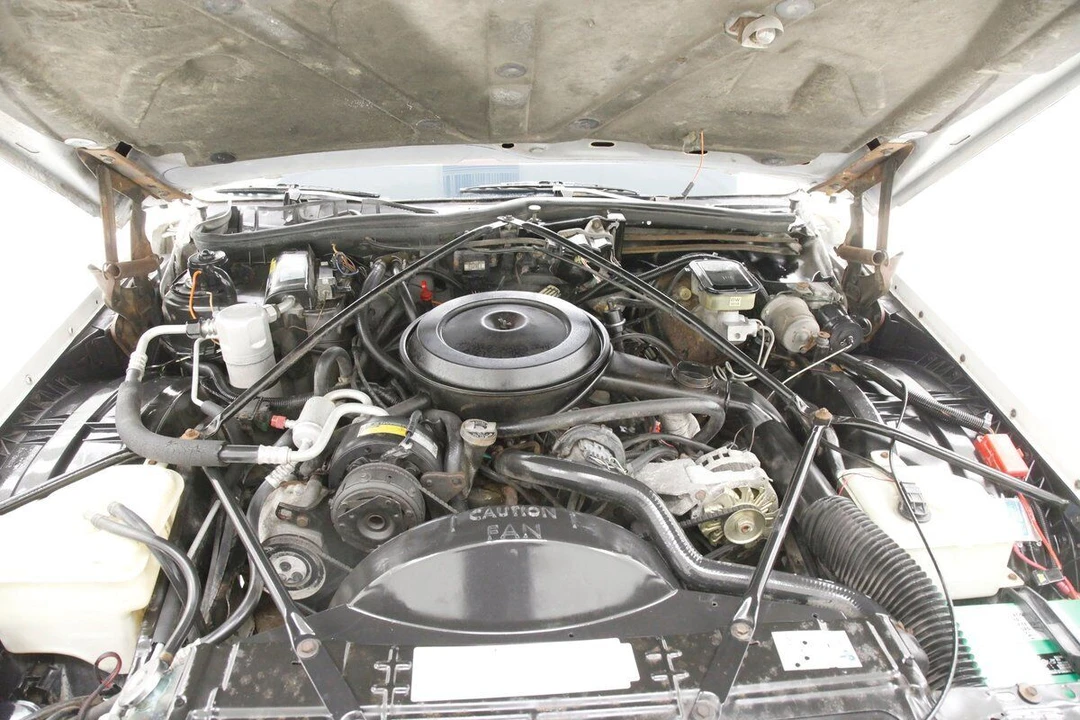 1989 Cadillac Brougham - Image 9 of 12