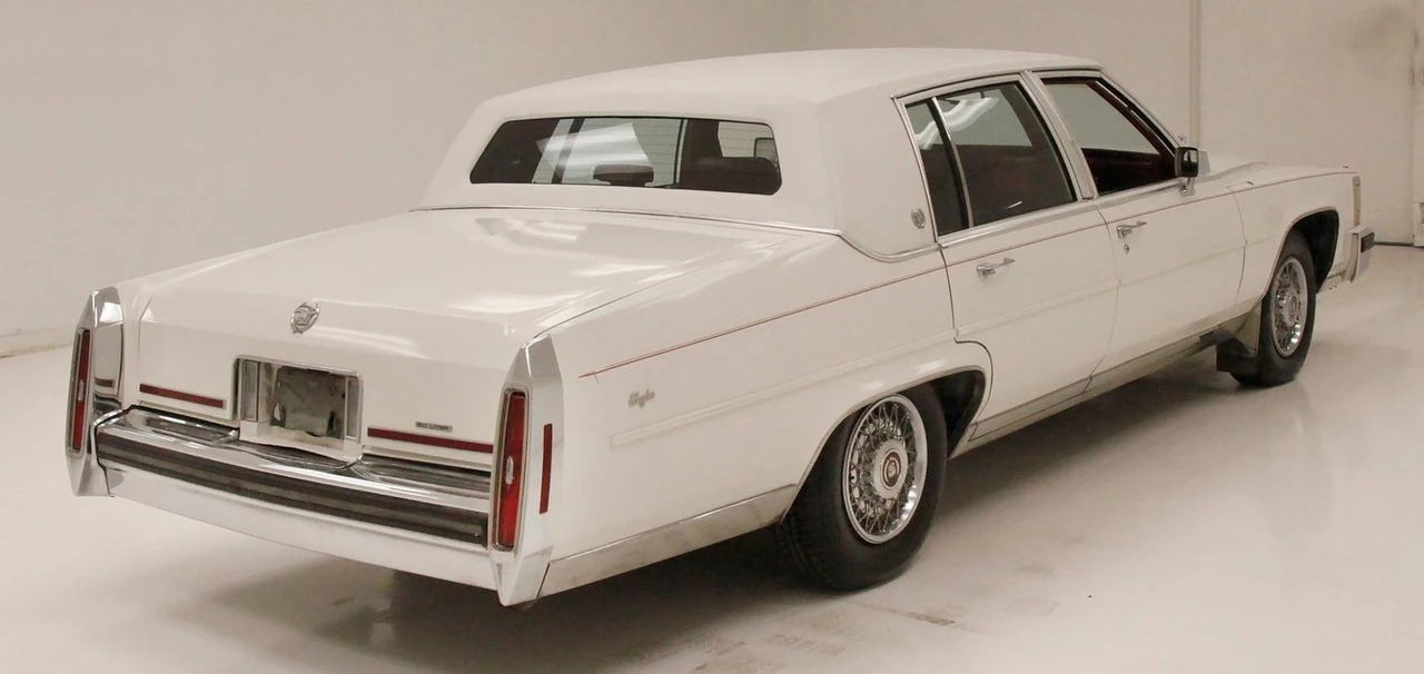 1989 Cadillac Brougham - Image 4 of 12