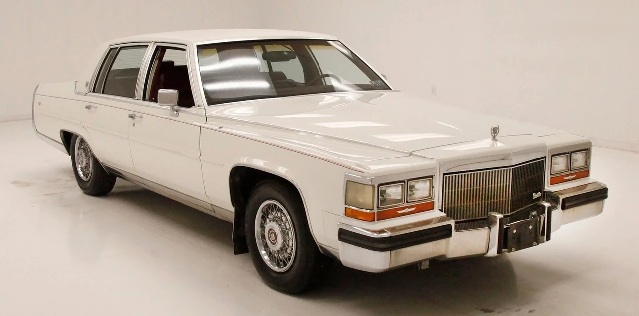 1989 Cadillac Brougham - Image 6 of 12
