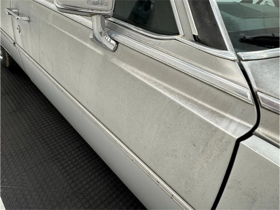 1989 Cadillac Fleetwood - Image 27 of 31