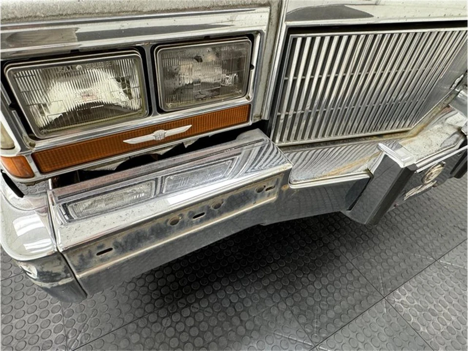 1989 Cadillac Fleetwood - Image 22 of 31