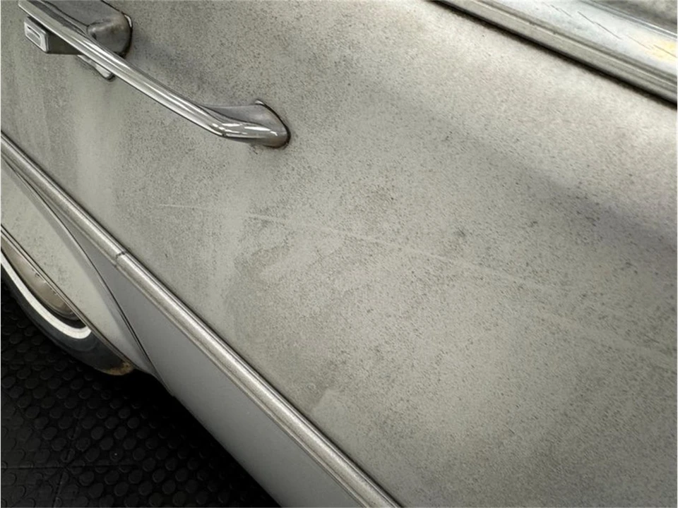1989 Cadillac Fleetwood - Image 30 of 31