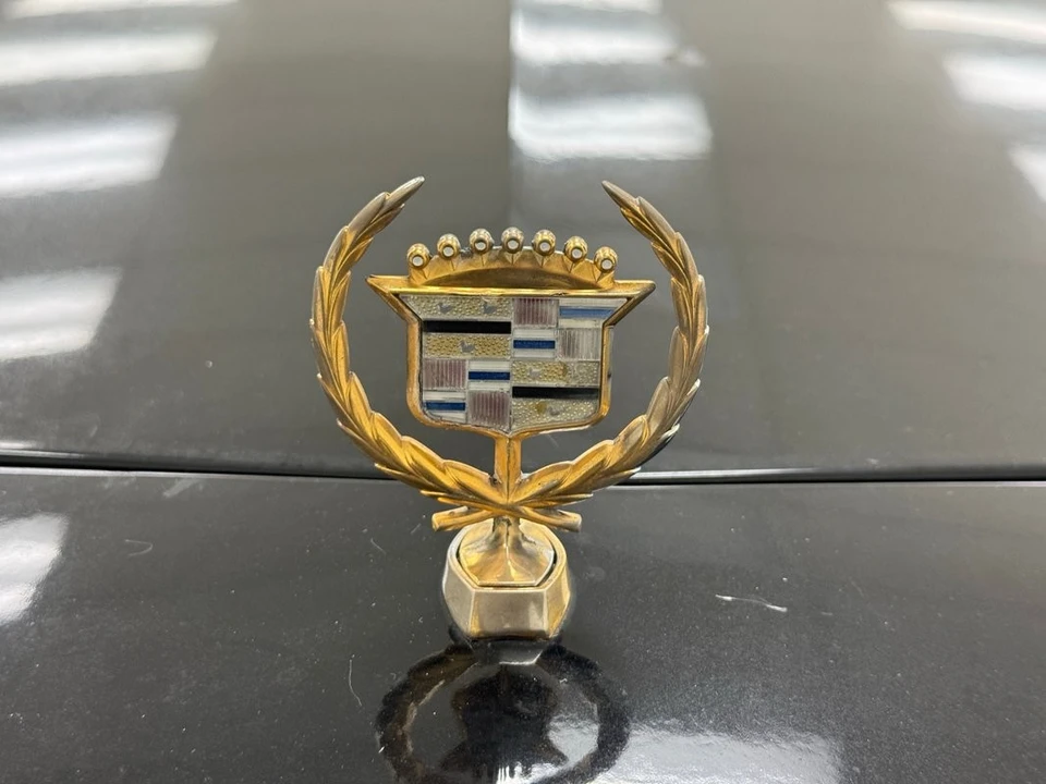 1989 Cadillac Brougham - Image 10 of 12