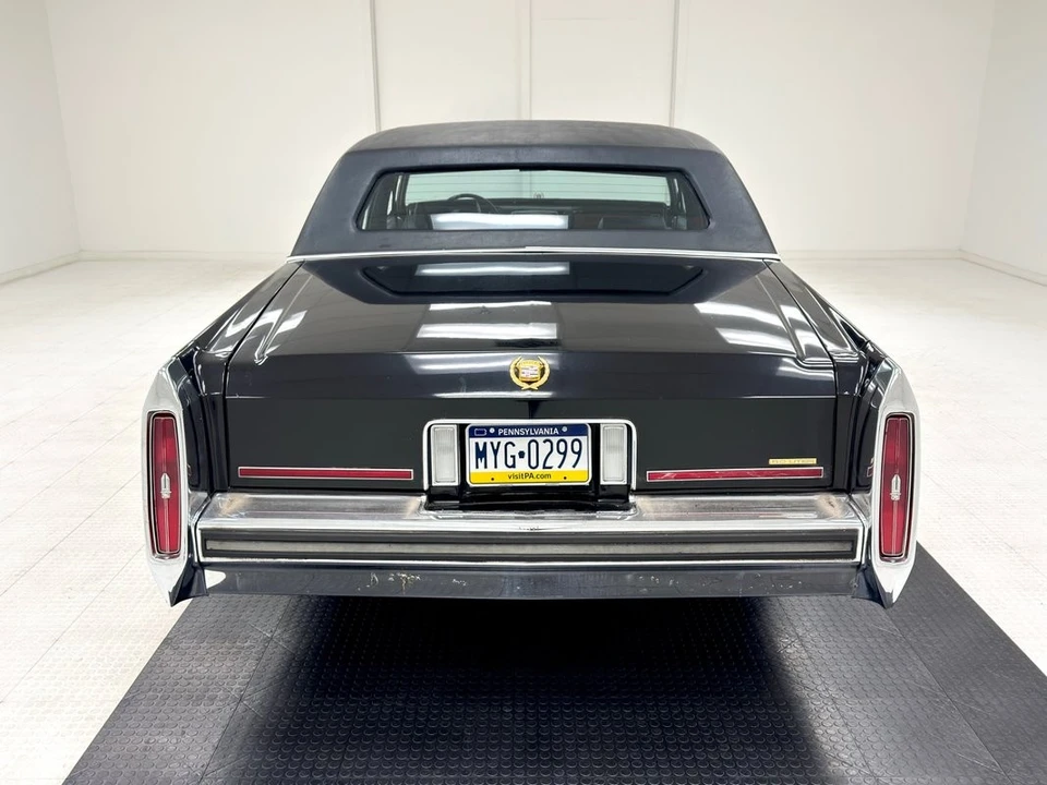 1989 Cadillac Brougham - Image 4 of 12
