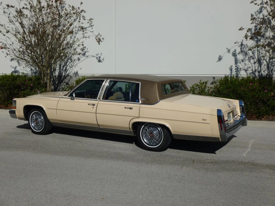 1989 Cadillac Brougham - Image 3 of 8