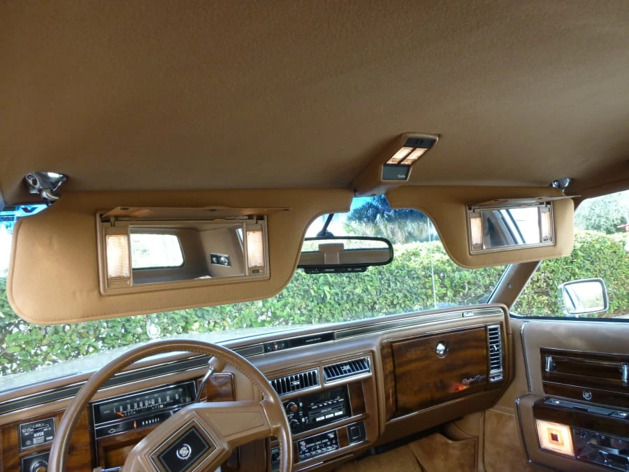 1989 Cadillac Brougham - Image 7 of 8