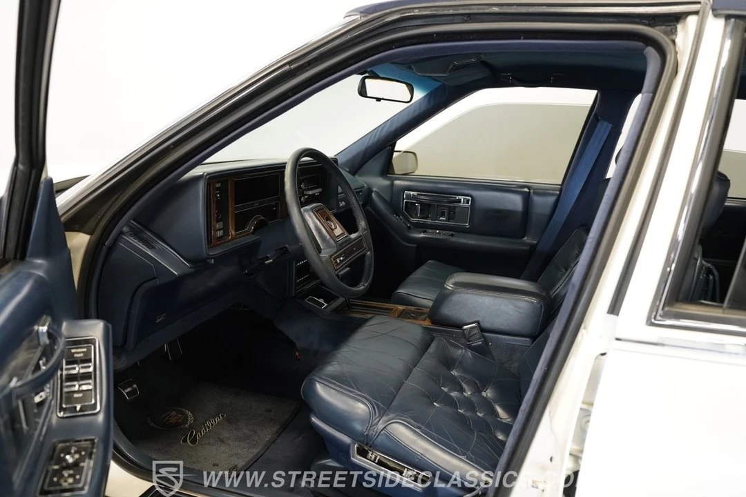 1989 Cadillac Seville - Image 4 of 12