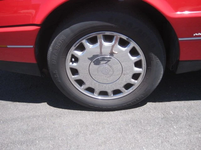 1989 Cadillac Allante - Image 7 of 13