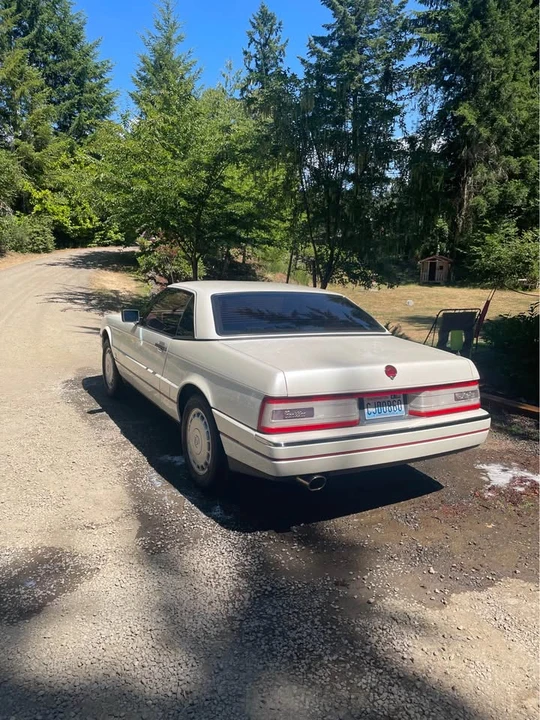 1989 Cadillac Allante - Image 2 of 8