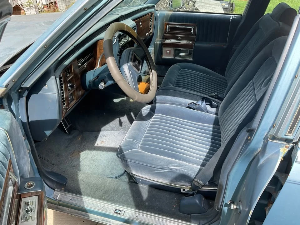 1989 Cadillac Brougham - Image 3 of 8