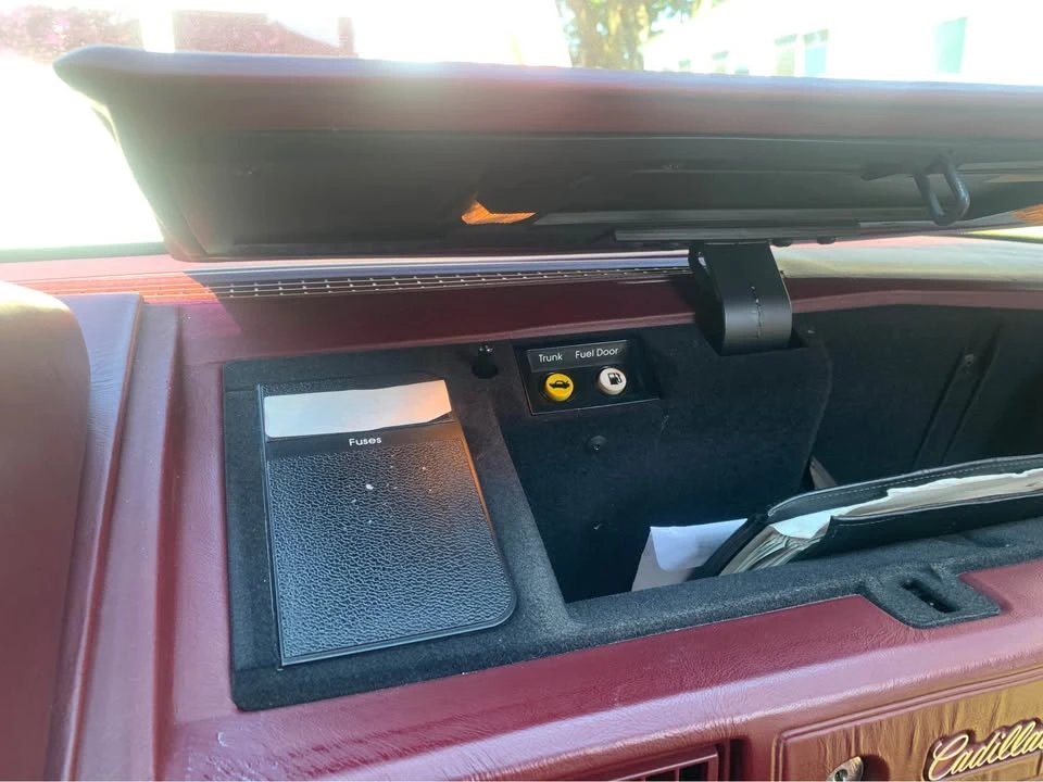 1989 Cadillac Eldorado 11th Gen - Image 12 of 13