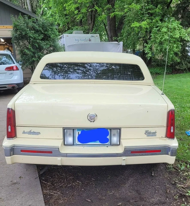 1989 Cadillac Eldorado 11th Gen - Image 4 of 11