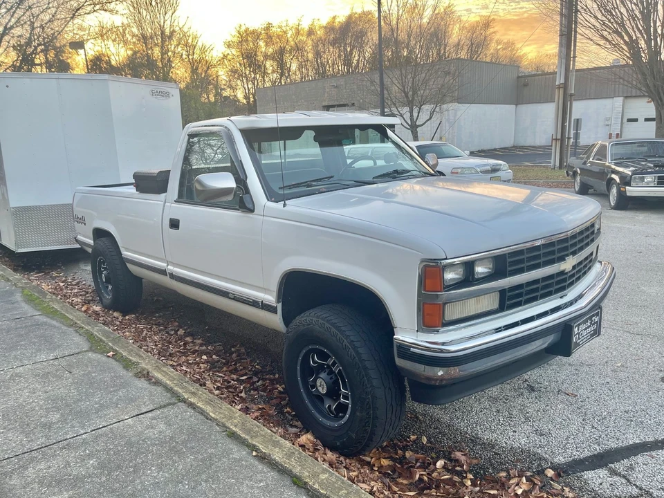 1989 Chevrolet C/K 4th Gen - Image 3 of 21