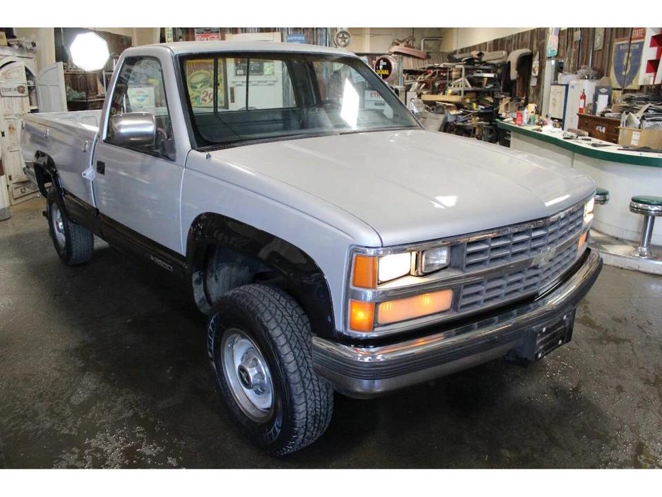 1989 Chevrolet C/K 4th Gen - Image 13 of 31