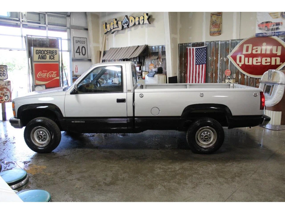 1989 Chevrolet C/K 4th Gen - Image 2 of 31