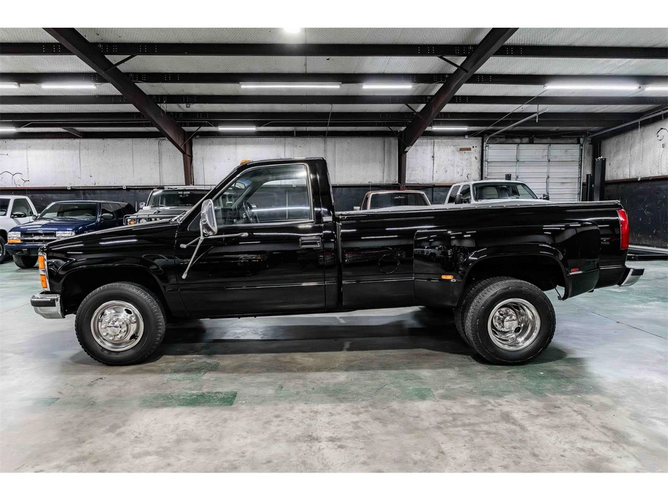 1989 Chevrolet C/K 4th Gen - Image 2 of 21