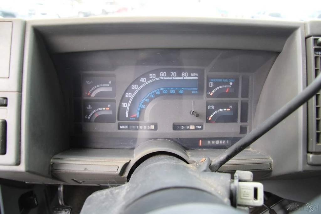 1989 Chevrolet Astro - Image 14 of 21